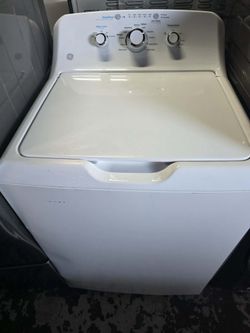 GE (4.2cu.ft.) capacity top-load washer with a stainless steel basket.