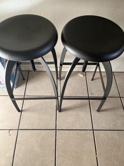 3 Metal Bar Stool’s