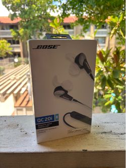 Bose QC20i wired earbuds - BRAND NEW - Acoustic Noise Cancelling