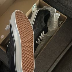 Men’s Black/Asphalt Vans