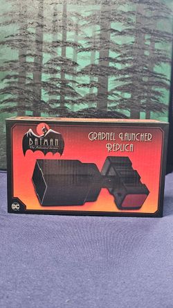 Batman The Animated Series Grapnel Launcher Replica