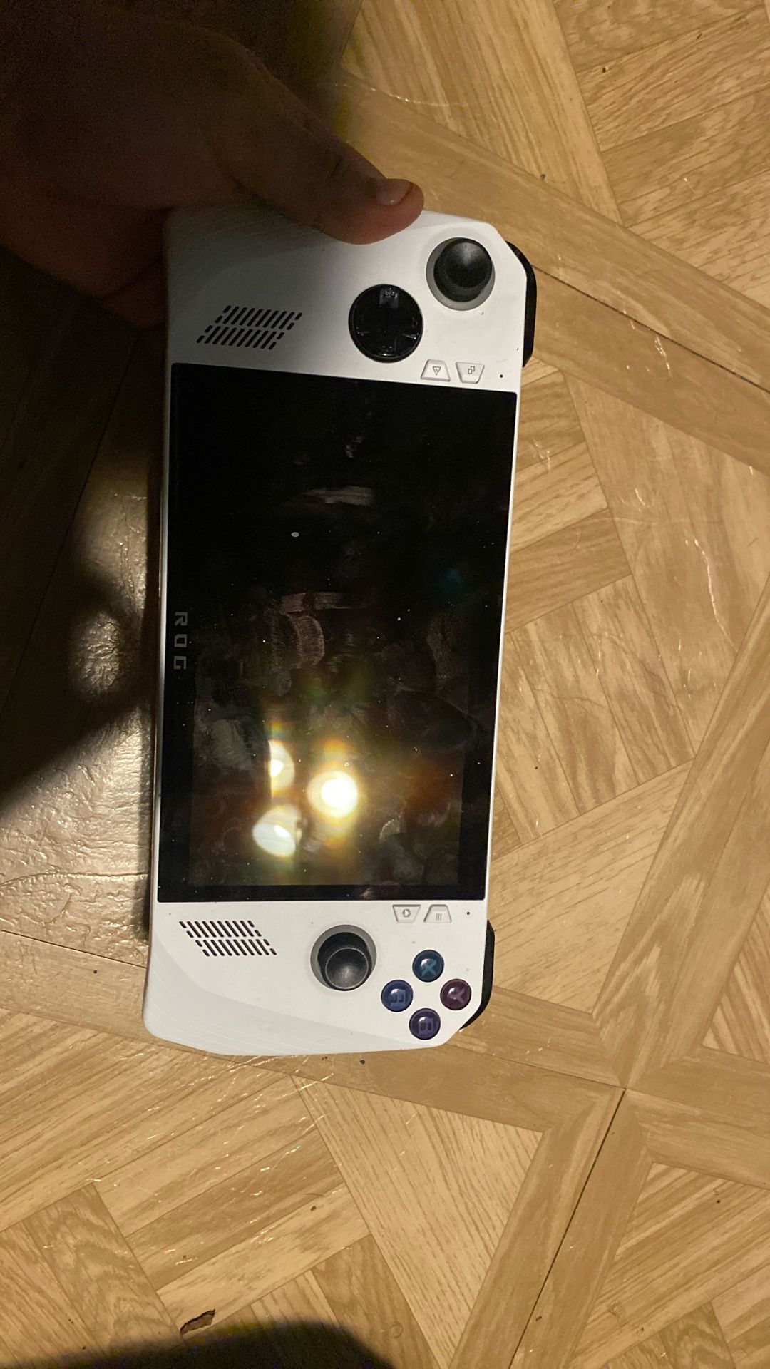 White Rog Ally Handheld Pc /console