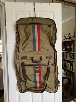 LARK Travel Hanging Garment and Suit Bag