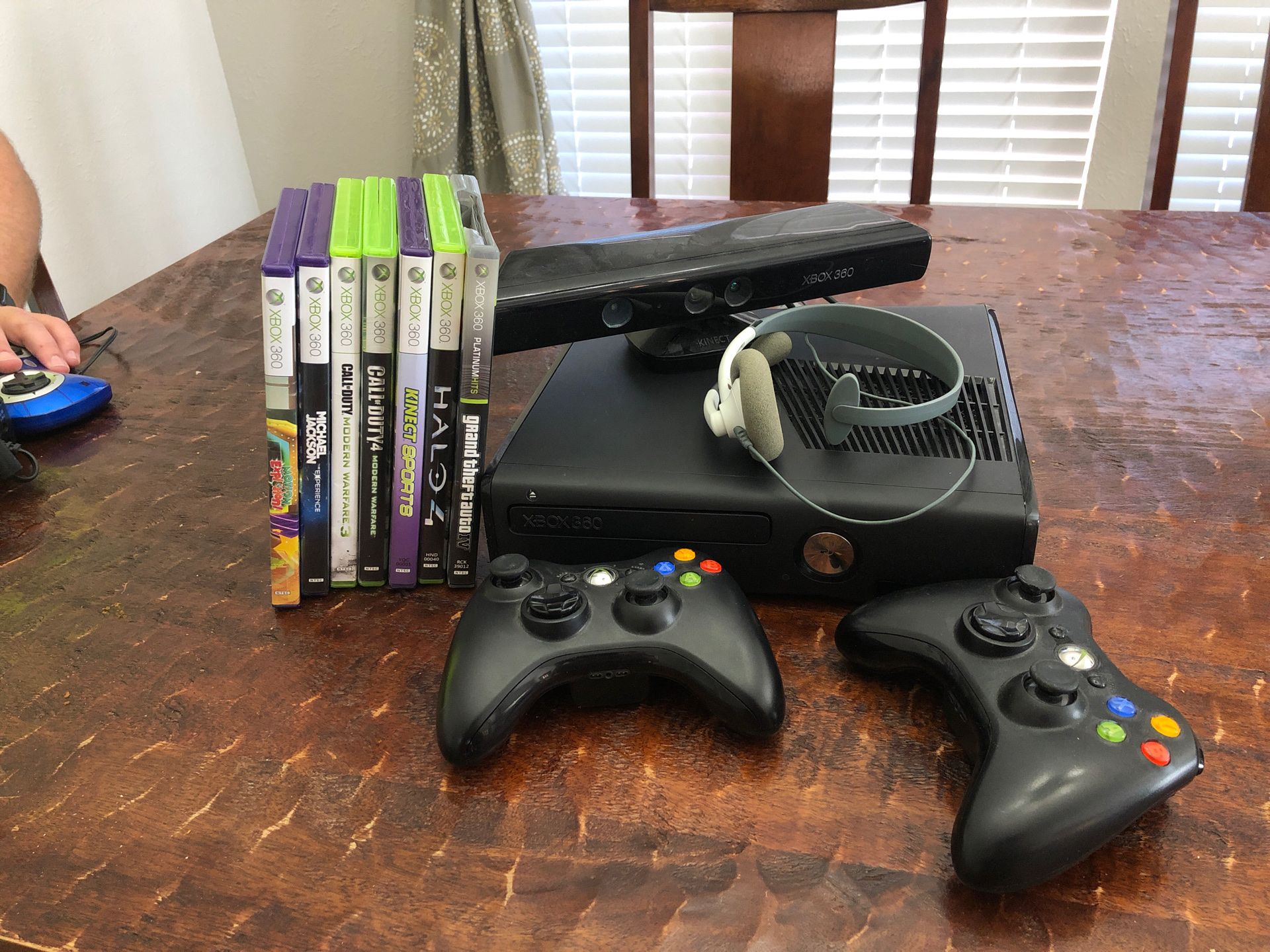 XBOX 360 with Kinect and Games