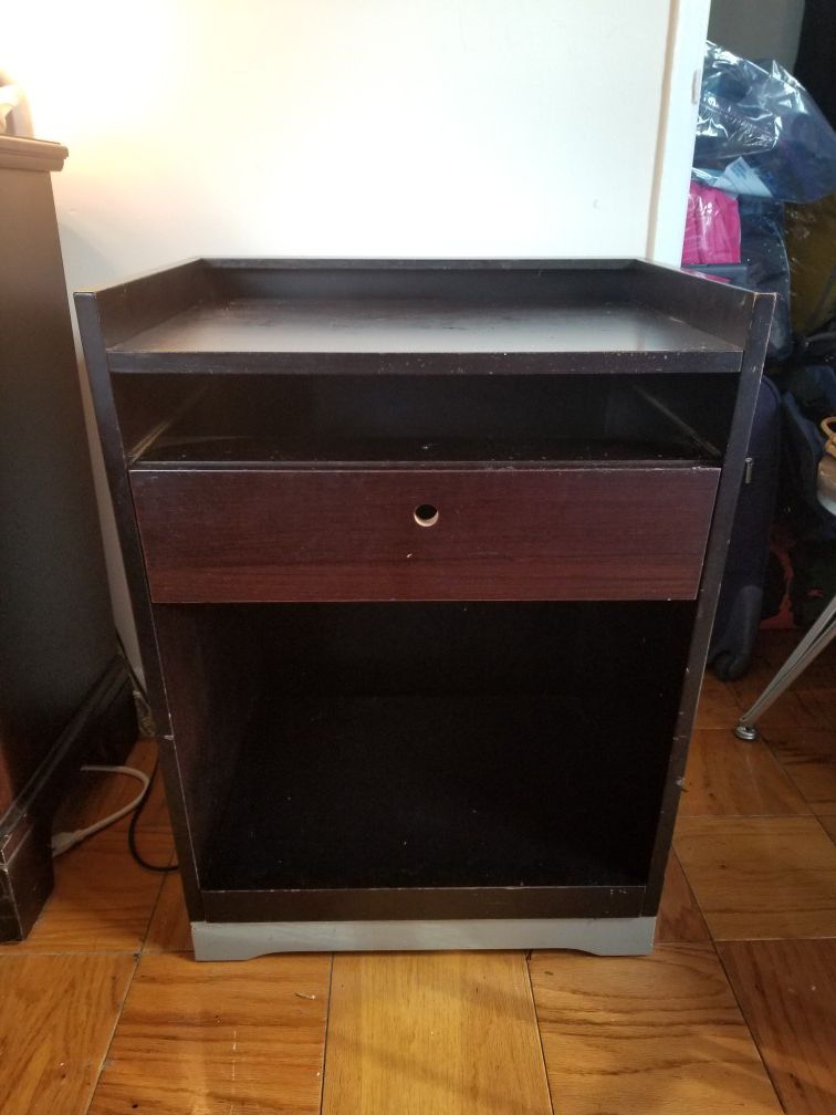 FREE End table or desk