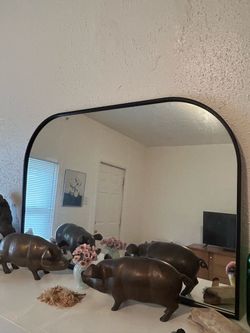 Mirror for mantle