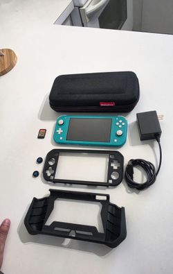 Nintendo switch lite + minecraft + case + cover