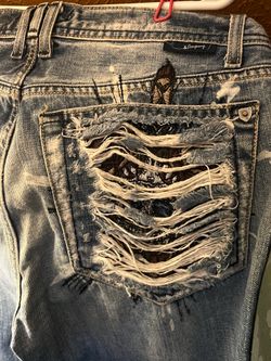 Vintage’ & Company/Bootcut/Blue Medium Wash Distressed embelleshed pocket’ 5-Pocket size 33 waist, 32 inseam