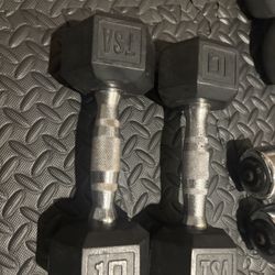 Set of Dumbbelles : 10s, 8s, 5s and 3 pounders. Brute Wight: 52#