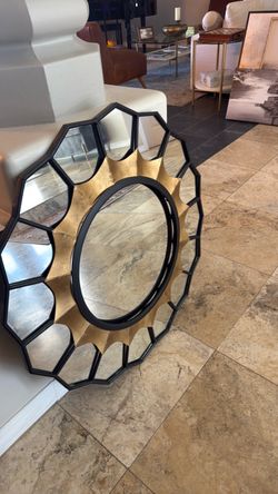 Large Round Sunburst Wall Mirror
