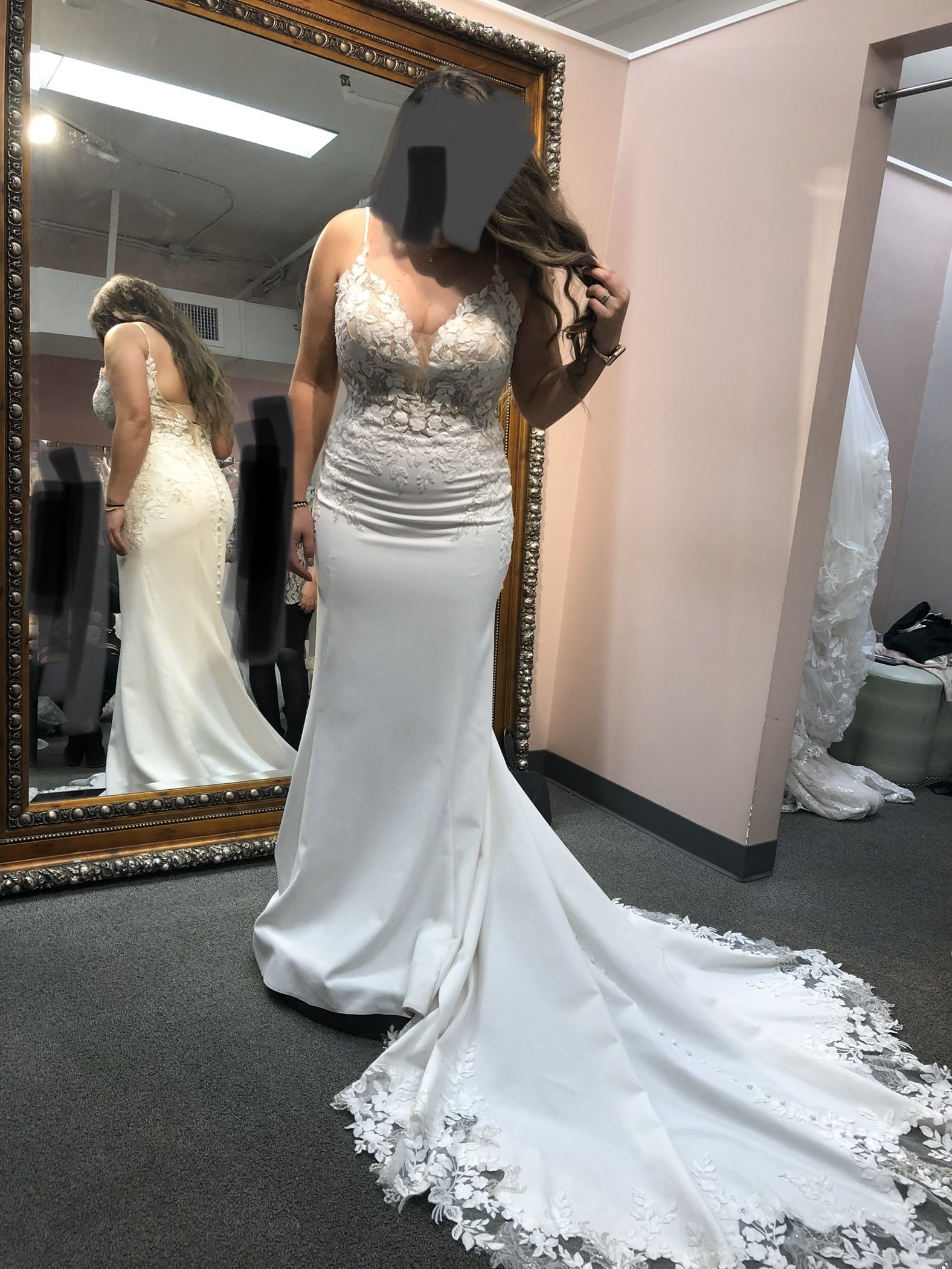 New With Tags Wedding Dress 