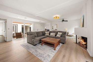 Modern Italian sectional sofa