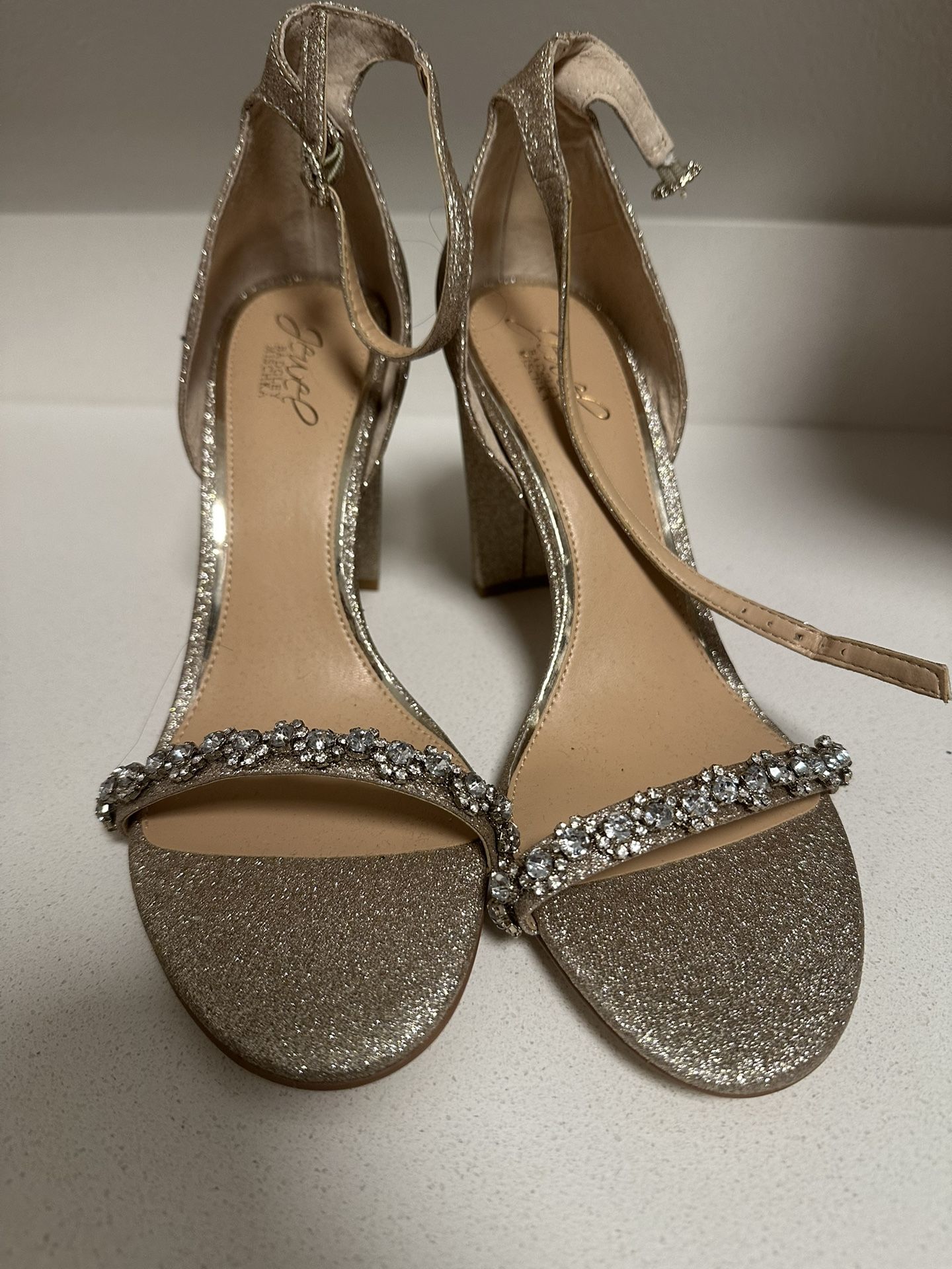 Badgley Mischka Jewel Heels - size 10