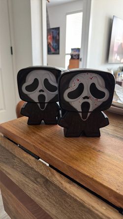 Scream, Ghostface movie drink containers￼