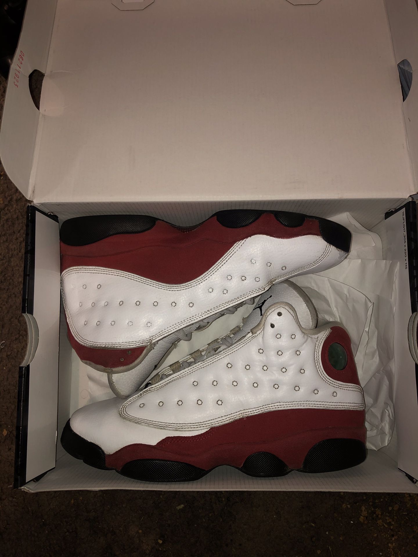 Air Jordan 13 size 7y