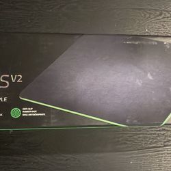 Razer Gigantus V2 Cloth Gaming Mouse Pad (Medium)