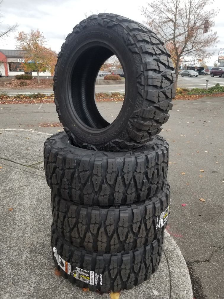 Nitto Mud Grapplers MT tires 35/12.50R20