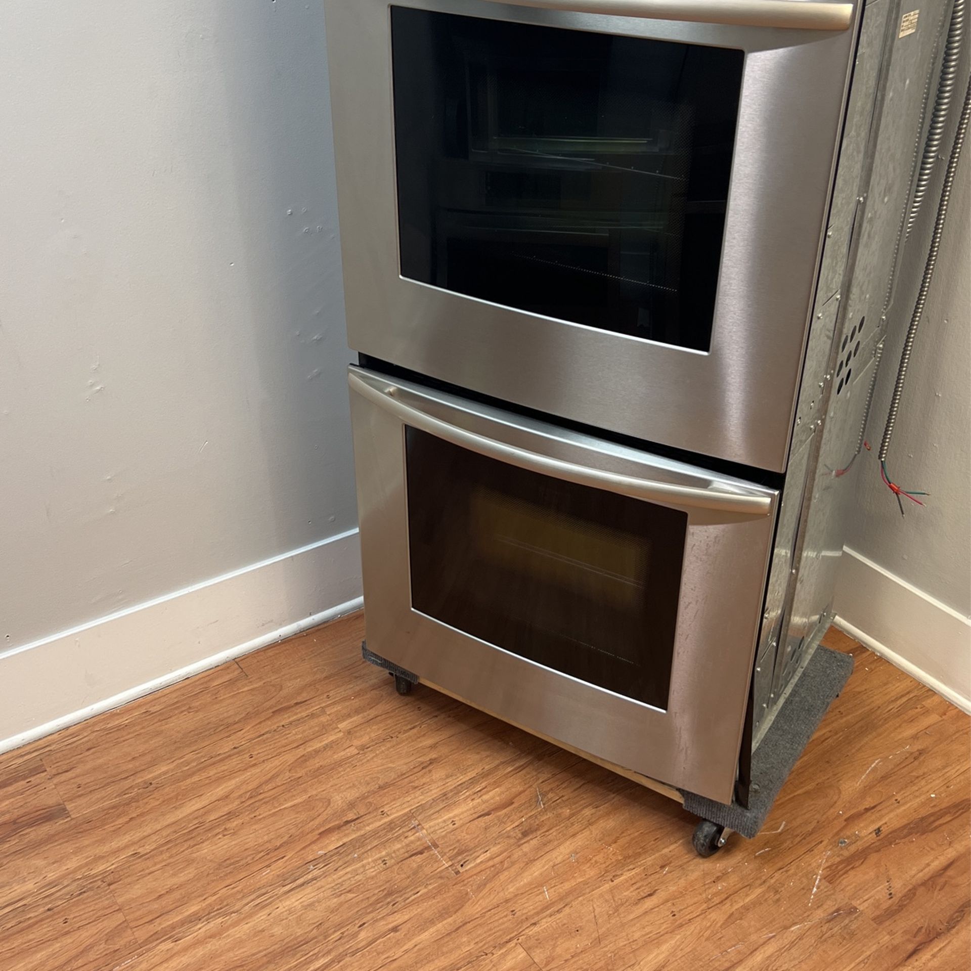 Thermador Double Oven 27" for Sale in Deerfield Beach, FL OfferUp