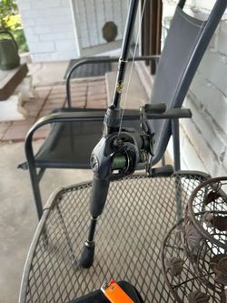 Bass pro bait caster