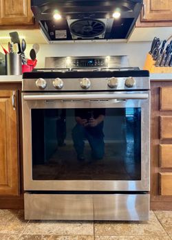 Gas stove + oven