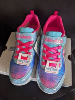 Girl sneakers -New size 2 Skechers  Designed in Los Angeles