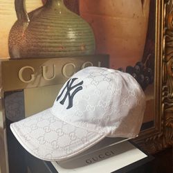 Gucci Supreme NY Baseball Hat