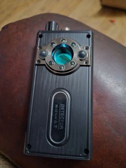 Hidden Camera / Bug Detector Device