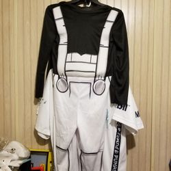 Halloween costume 
