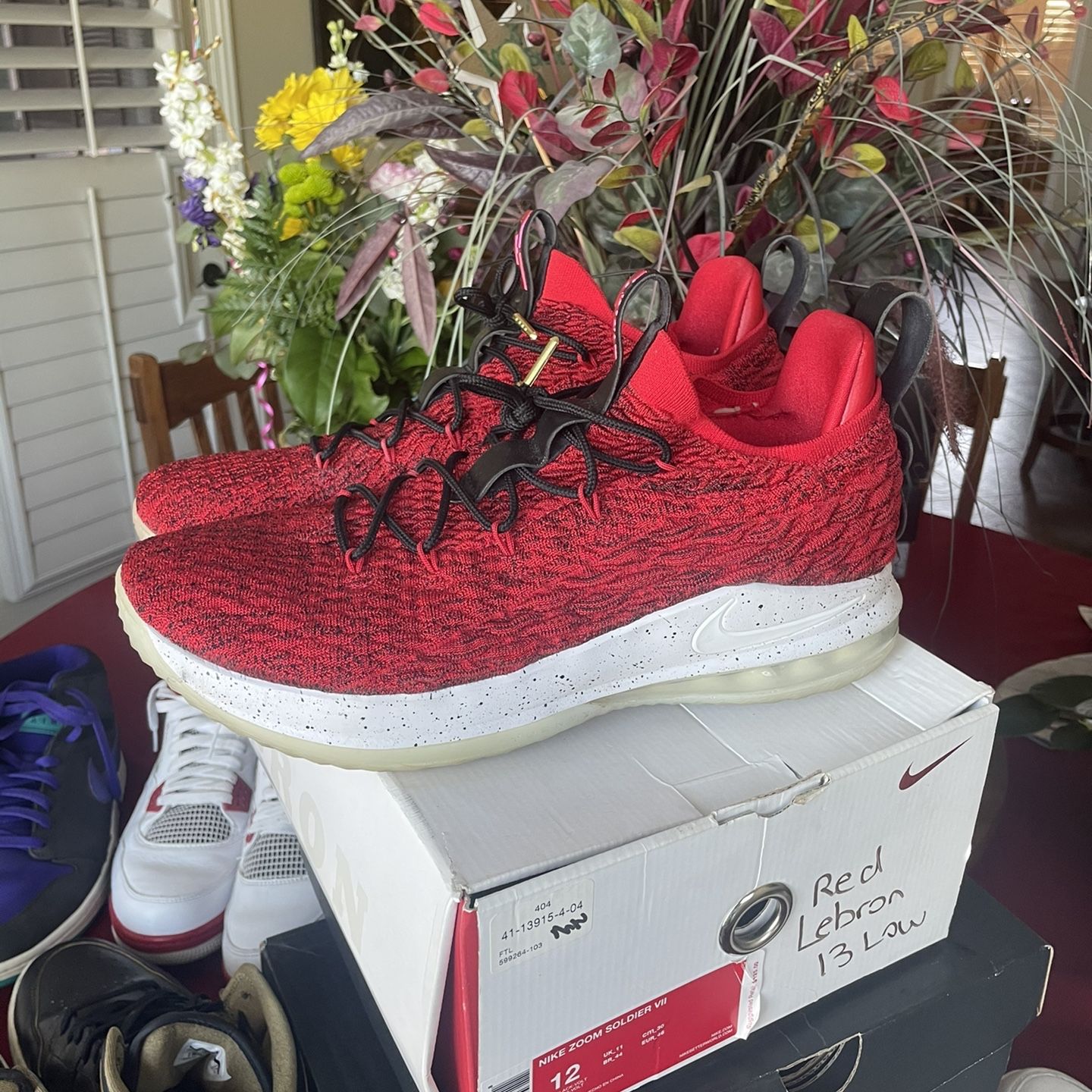 Lebron 15 low “University Red” sz 13