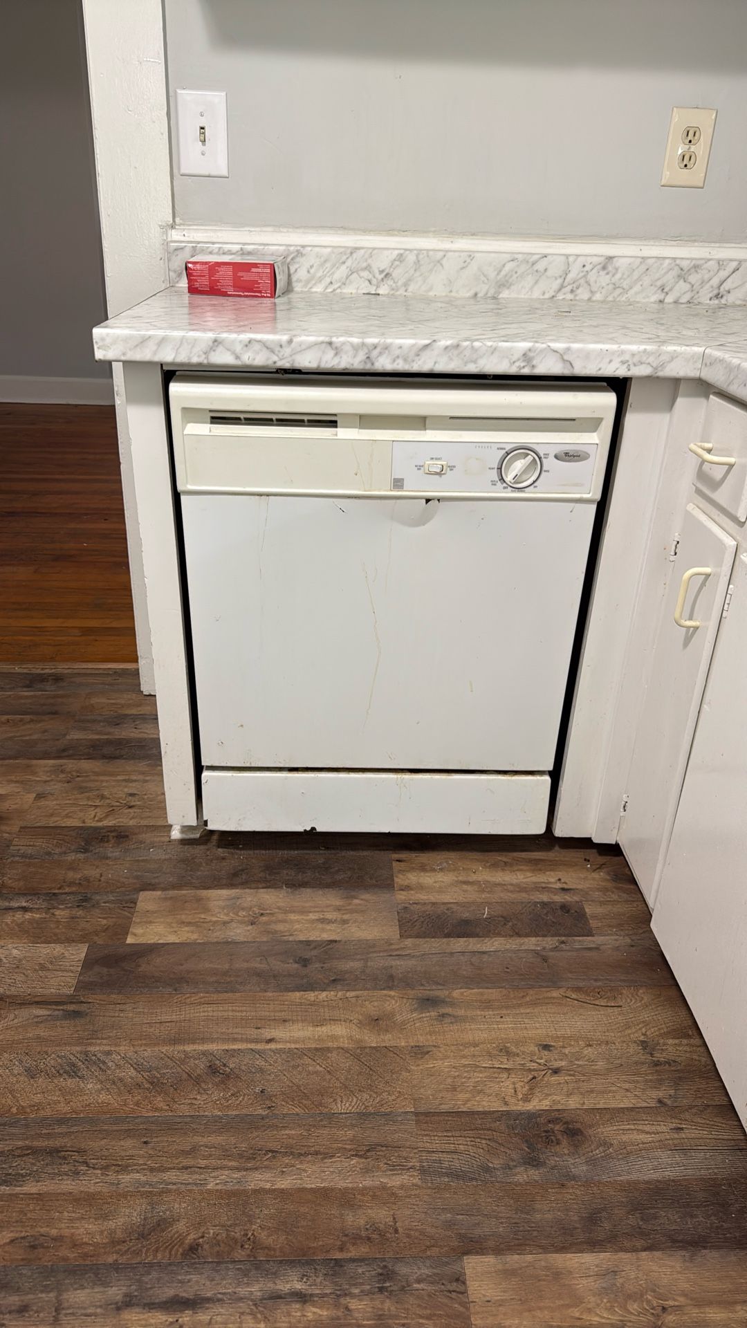Whirlpool Dishwasher