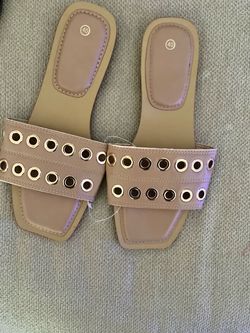 Women’s sandal