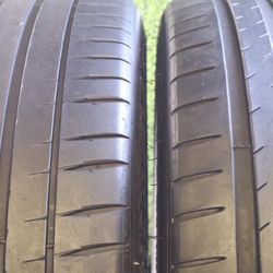 Pair of 255 40R20 Michelin Sport 4 Run Flat Tires