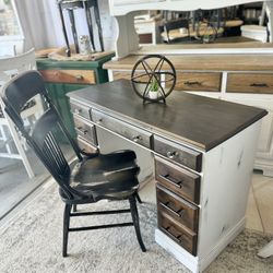 Desk / Vanity And Chair