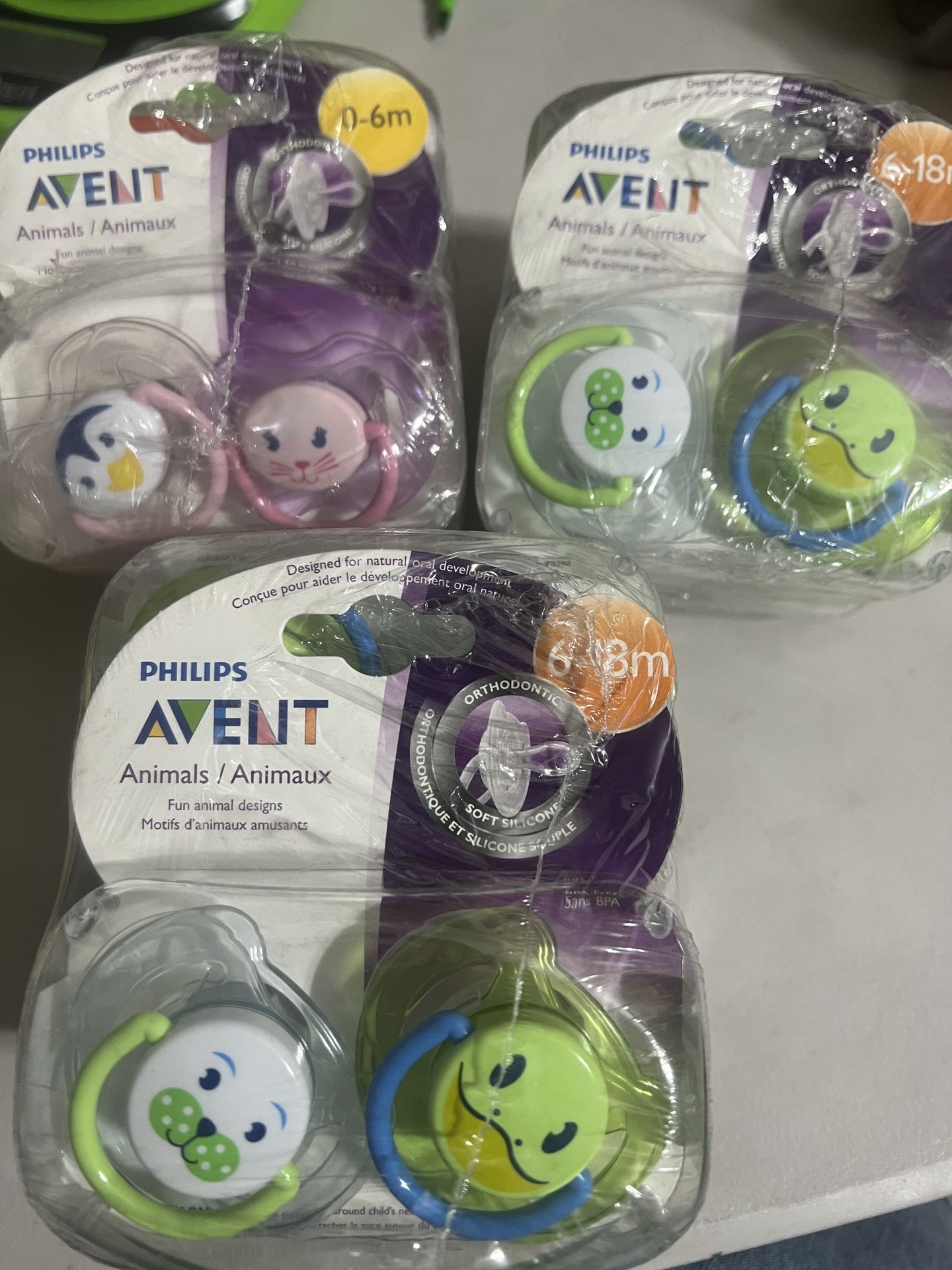 Philips AVENT Ultra Air Pacifier, 0-6 Months 6-18m