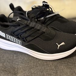 Puma Sneakers