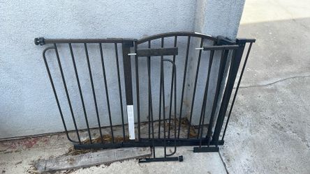 Dog gate
