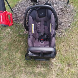 BABY CAR SEAT