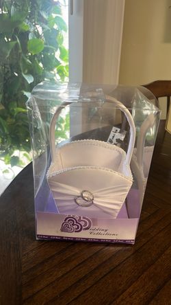 Wedding Flower Girl Basket – B.B. World Collections