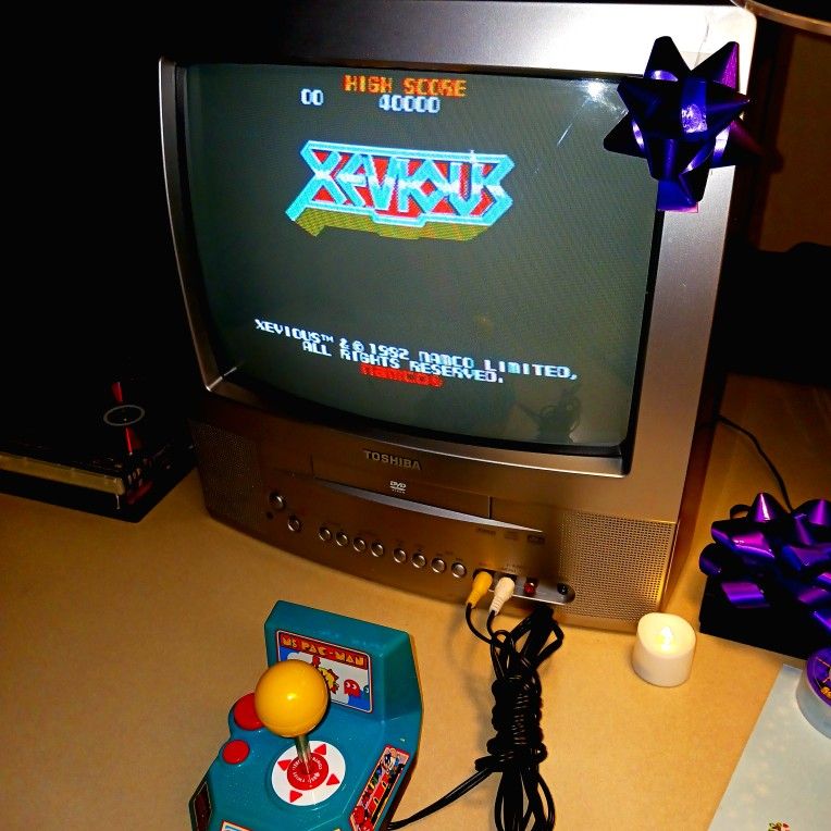Toshiba July 2002 CRT Television Beautiful Picture Plays Video Games Exceptionally Well One To One Ratio Perfect Pixel Rare Platinum