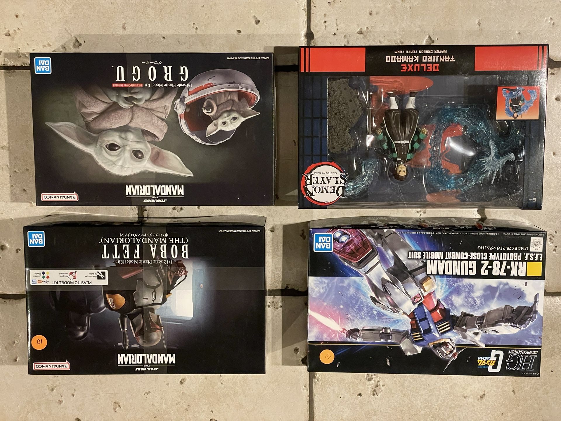 $10 Model Kit/ Action Figure Lot