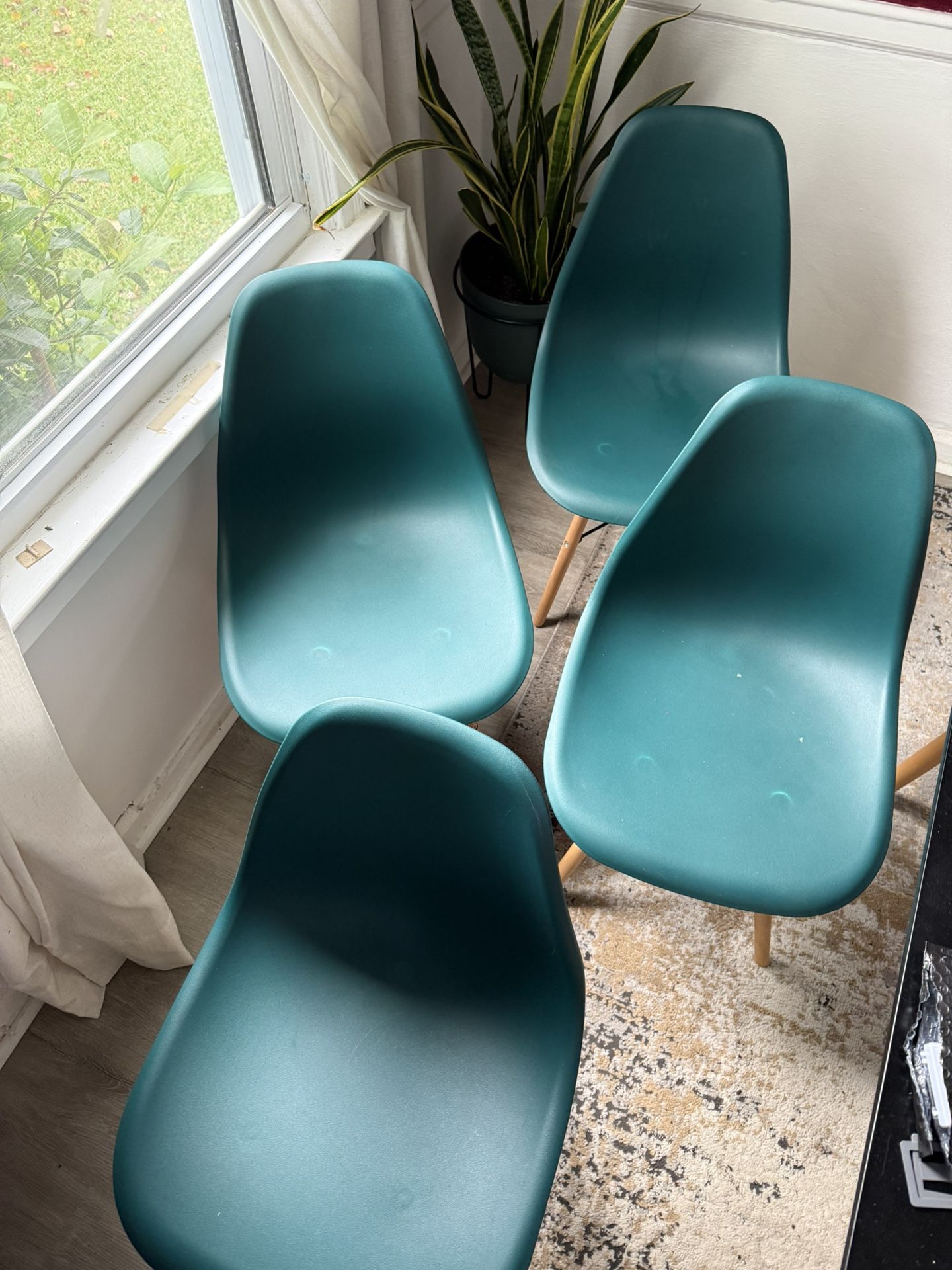 Set Of 4 Shell Chair