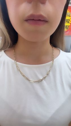 10k Paperclip necklace