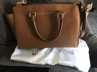 MICHAEL KORS