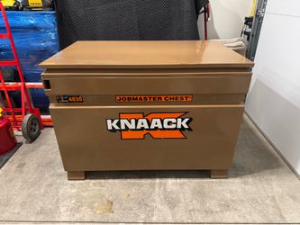 Knaack Gang Box 48"x30"