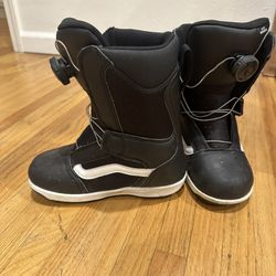 Boys Vans Snowboarding Boots Size 1
