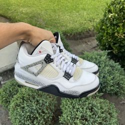Jordan 4