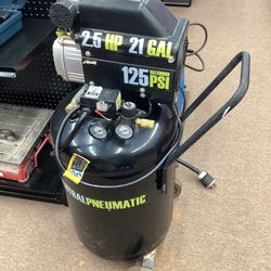 Central Pneumatic 21 Gallon Air Compressor