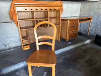 Stanley Young America Solid Pine Desk, Hutch & Chair Set (High Quality!)