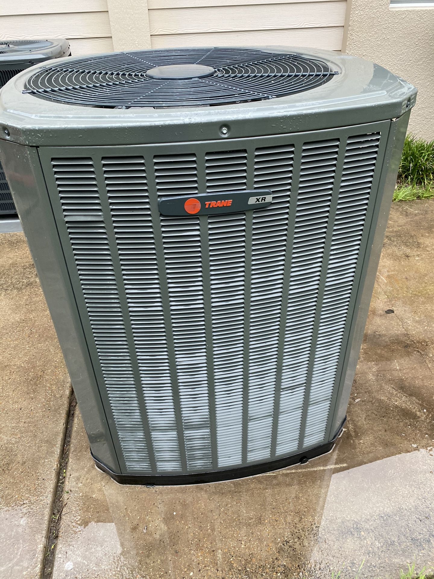 5 ton 2019 model Trane condensing unit