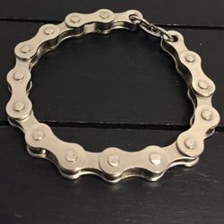 8.5 Inch Stainless Steel Motorcycle Biker Chain Bracelet/ Hot New 2025 Fashion Drip Jewelry/ We Ship Fast!